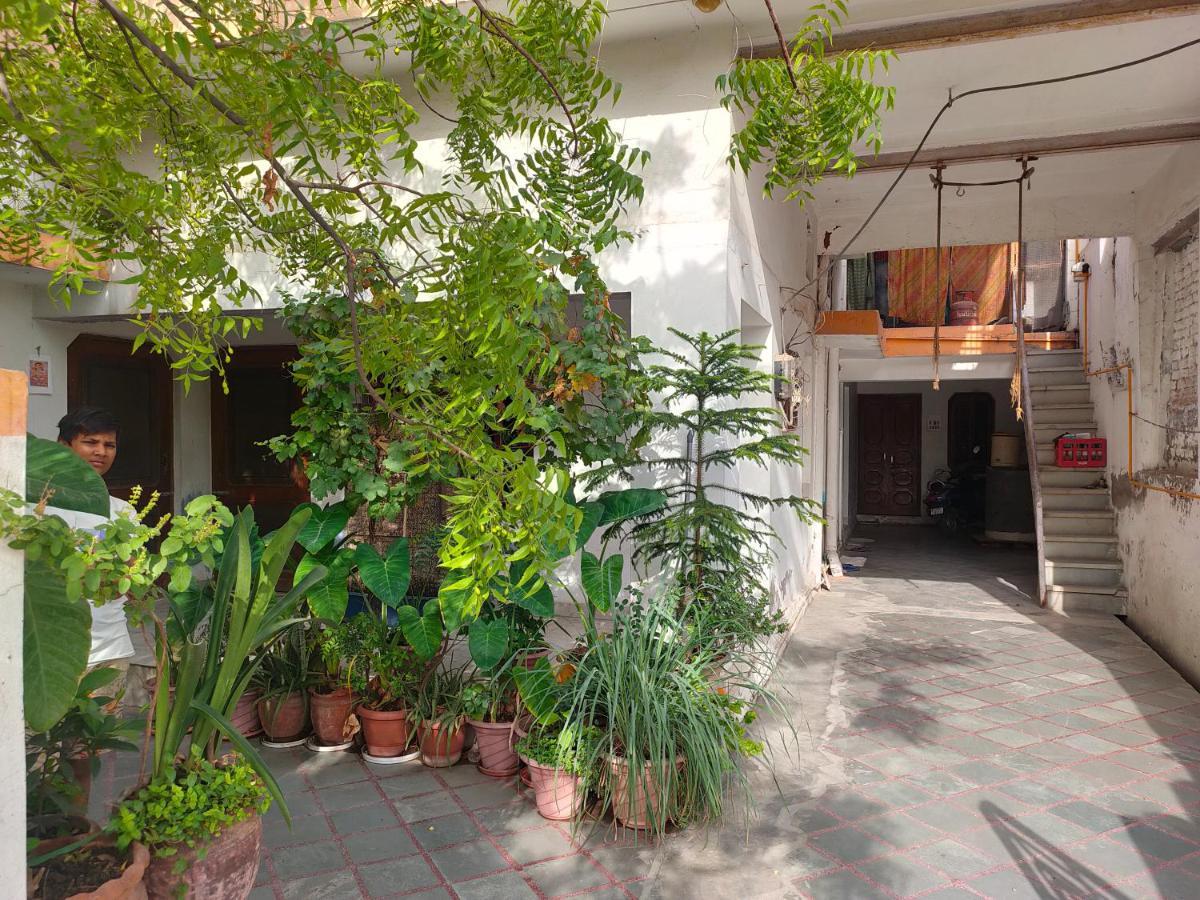 Royal Guest House Bharatpur Bagian luar foto