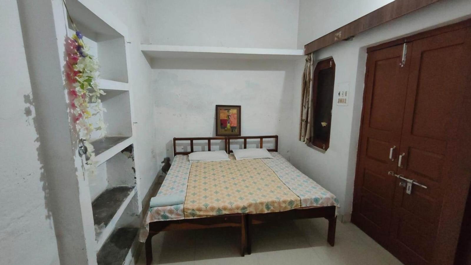 Royal Guest House Bharatpur Bagian luar foto